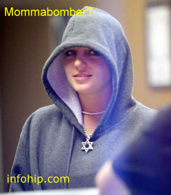 britneyheadshave-pic7.jpg